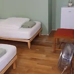 3 Bed & Breakfast Como